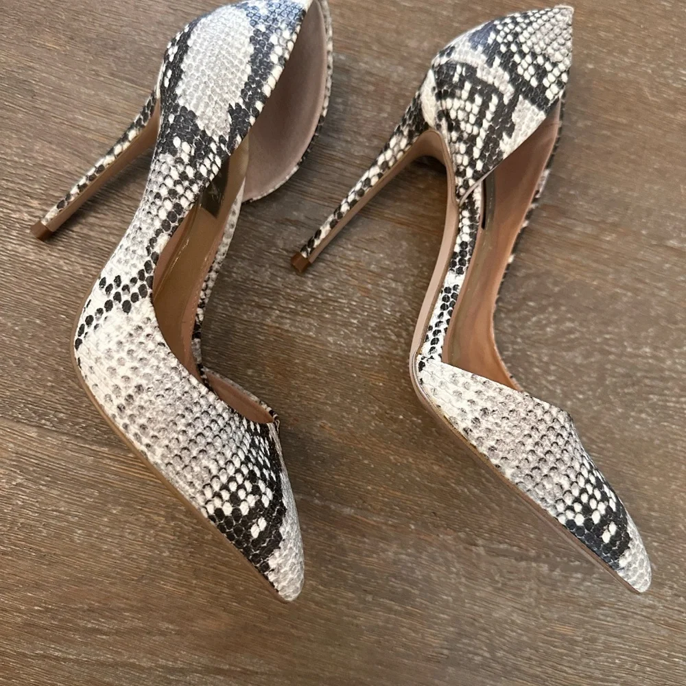 Aqua Heels - Picture 2 of 4